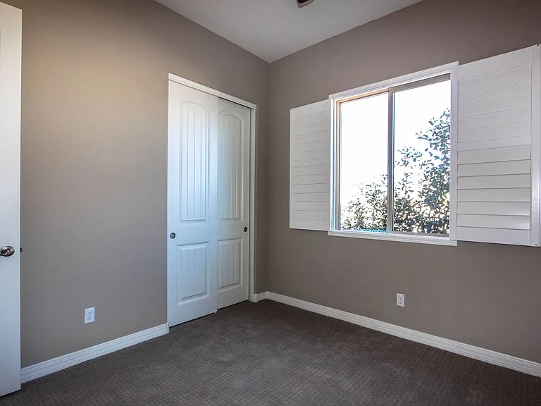 4083 N Pembroke St — Photo 16