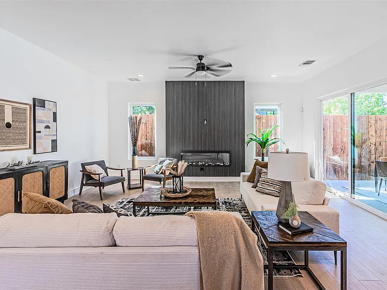 4309 Sylvester St — Photo 9