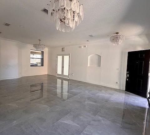 3rd image of 3916 Coastal Breeze Dr
