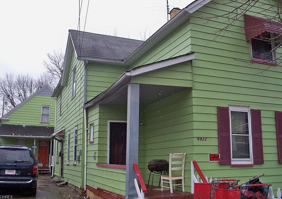 1st image of 6822 Fullerton Ave