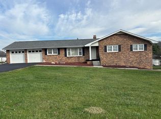 100 Stone Dr, Lebanon, VA 24266