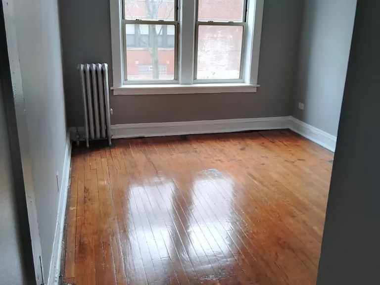 2535 W 63rd St — Photo 19