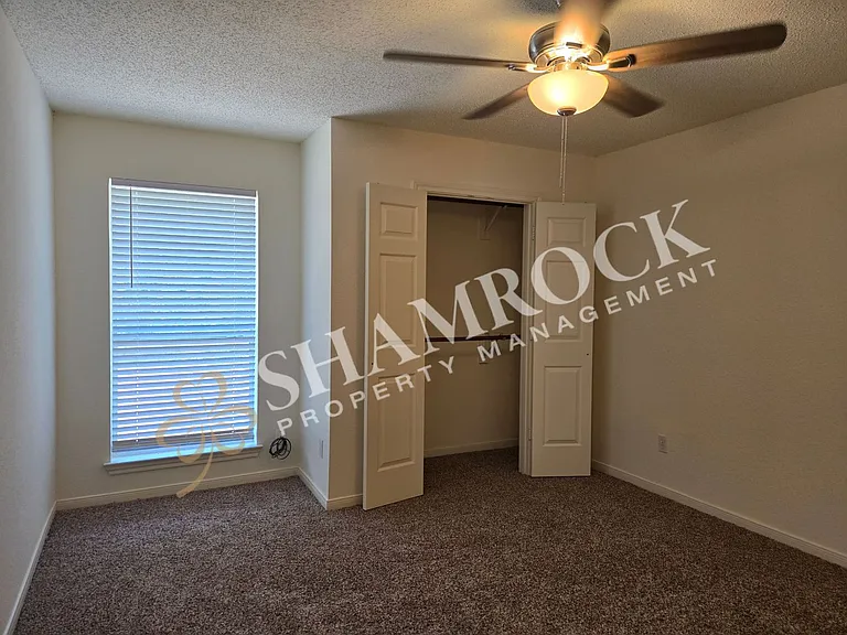 533 Shady Park Trl — Photo 6