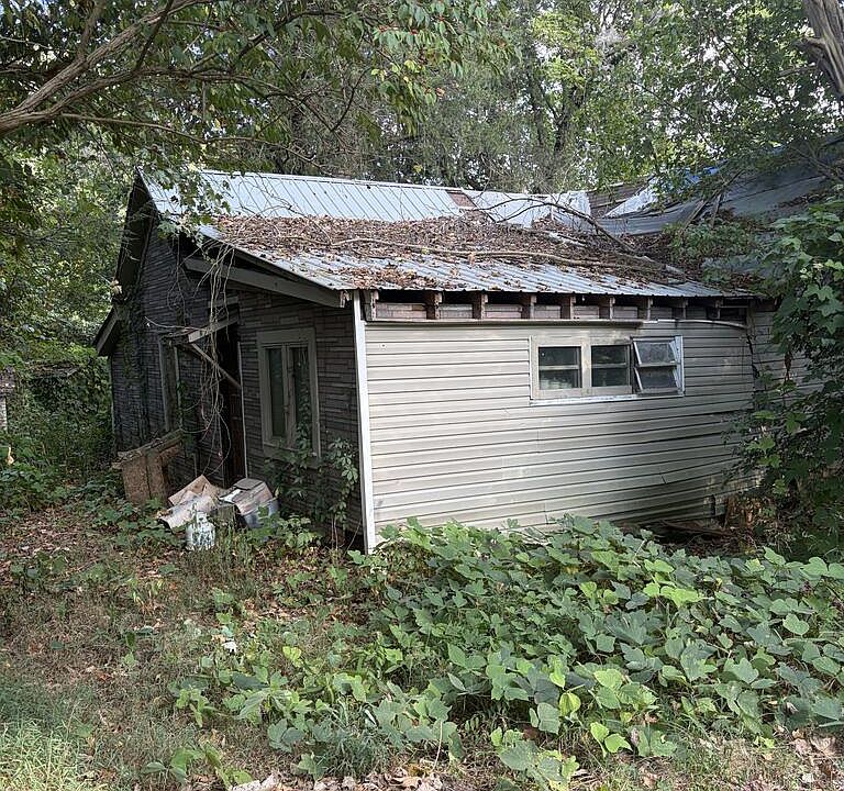 1st image of 128 Pulltight Rd