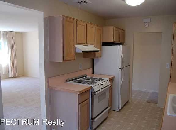5th image of 2559 Borton Dr