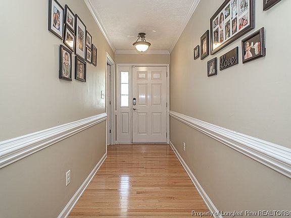 5th image of 1555 Ellie Ave