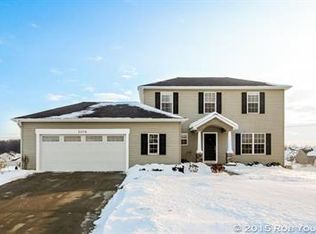 2078 Eaststone St SE, Caledonia, MI 49316