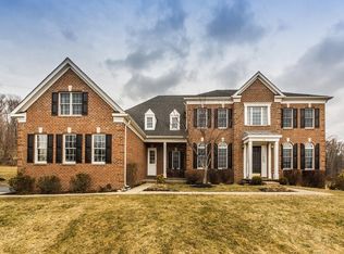 18 Perry Rd, Annandale, NJ 08801