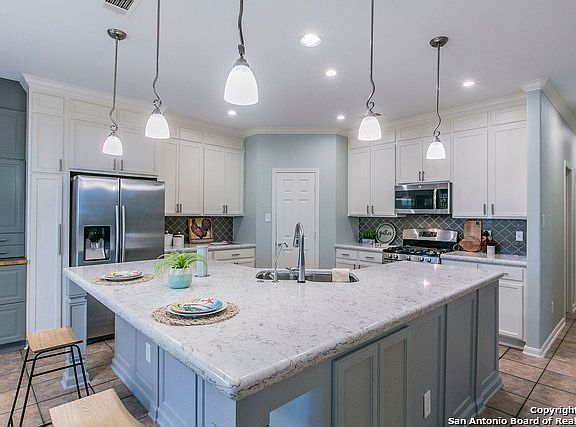 3rd image of 169 Gazelle Ct
