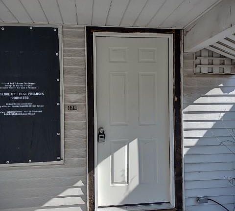 2nd image of 436 Leland Ave