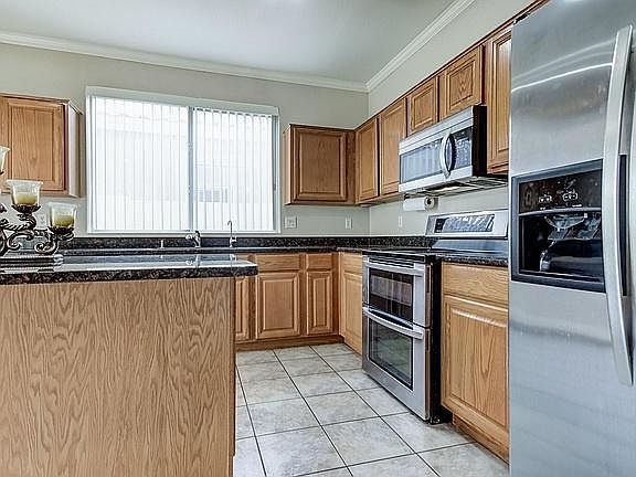 5th image of 4692 W Toledo St