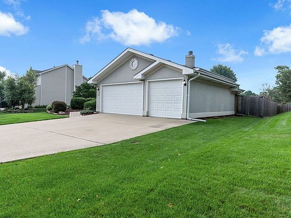 2nd image of 514 Stephanie Dr