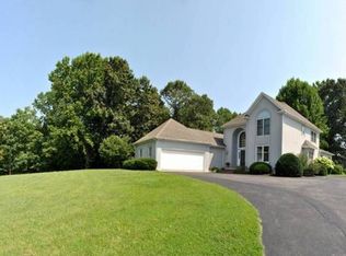1303 Ivy Lake Dr, Forest, VA 24551