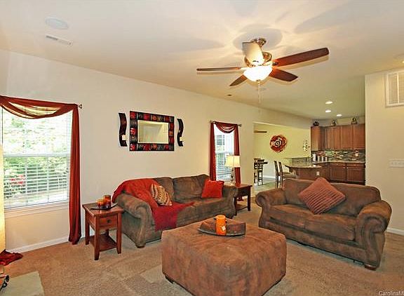 4th image of 7763 Sedgebrook Dr E