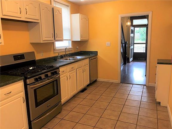 5th image of 3403 8th Ave
