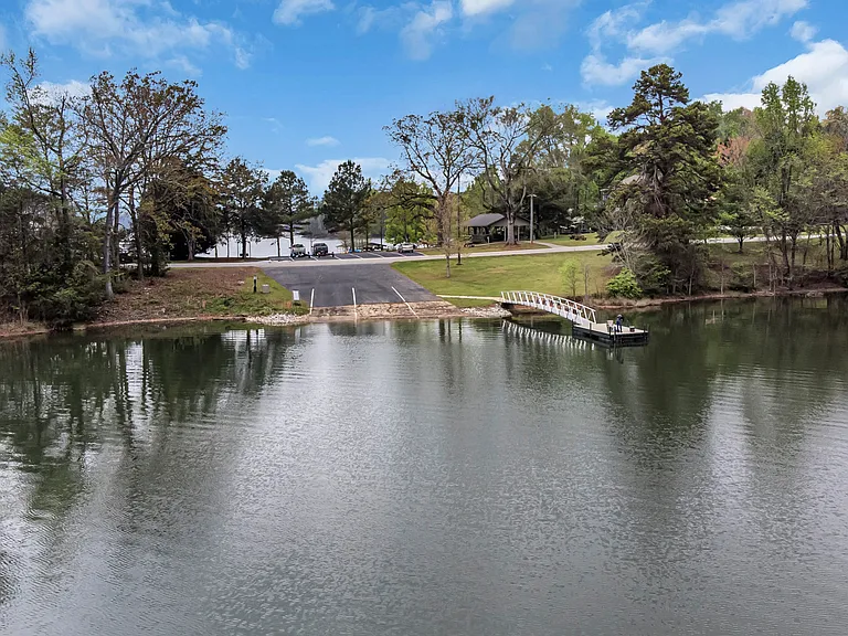 Community boat ramp