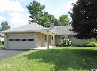 744 W Penn St, Carlisle, PA 17013