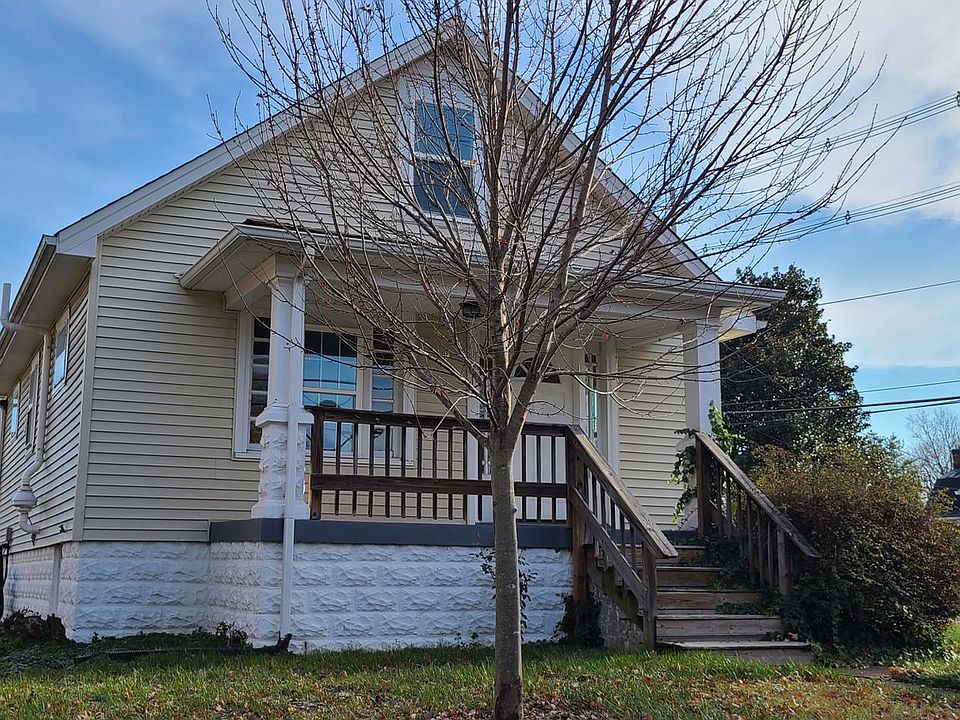 1st image of 1411 E Burnett Ave