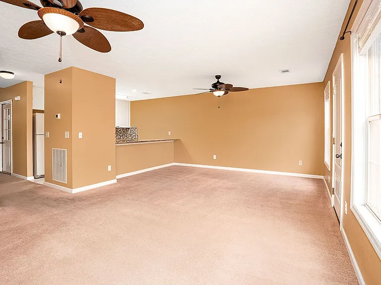 2428 E University Dr #103 — Photo 9