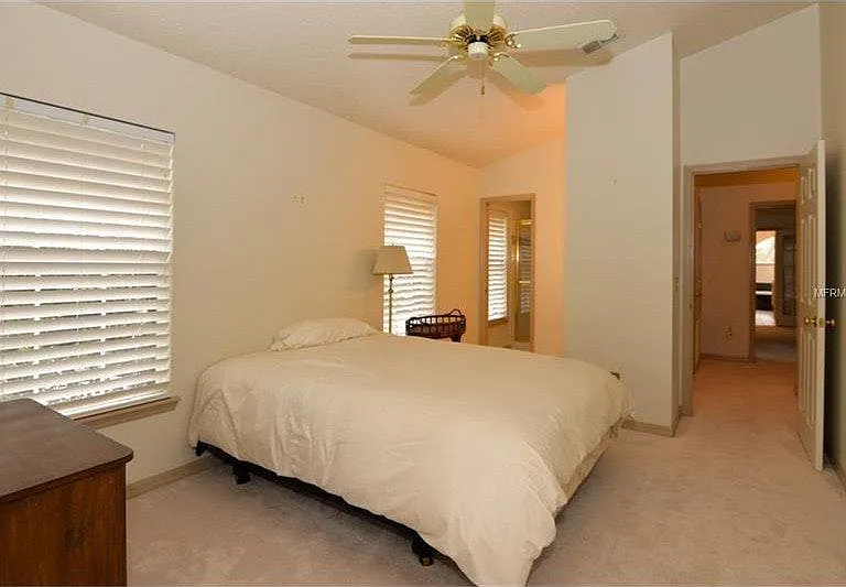 bedroom 2 upstairs