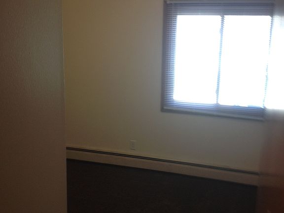 4th image of 1408 Blackhawk Blvd APT 3