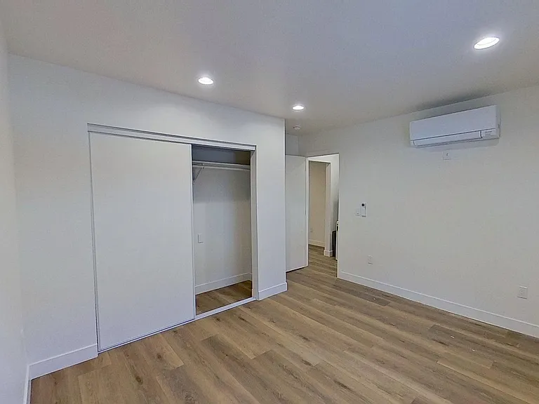 829 N Garfield St — Photo 13
