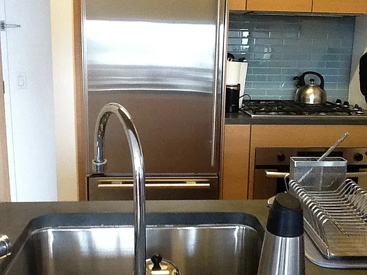 Rented by Susan D. Fine | media 9