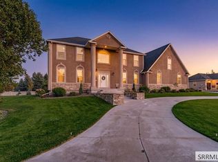5930 E Pheasant Dr, Ammon, ID 83401