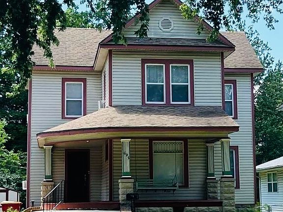 2nd image of 805 N Catalpa St
