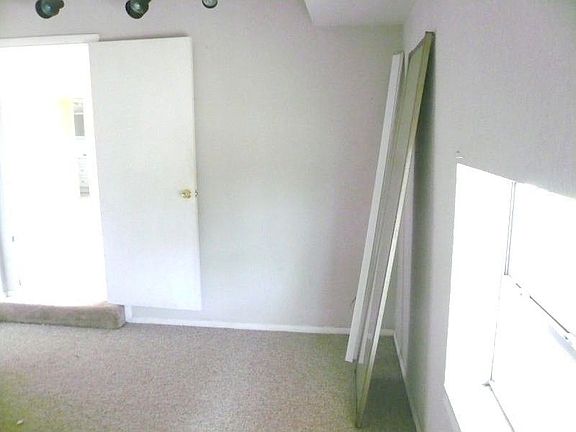 Living Area 2