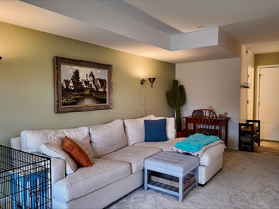 5th image of 15501 Westminster Dr