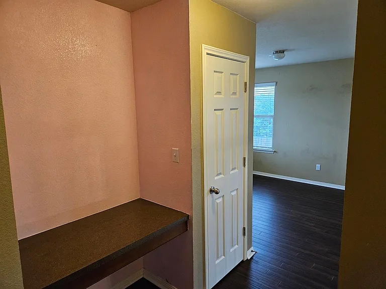 12836 Carillon Way — Photo 32