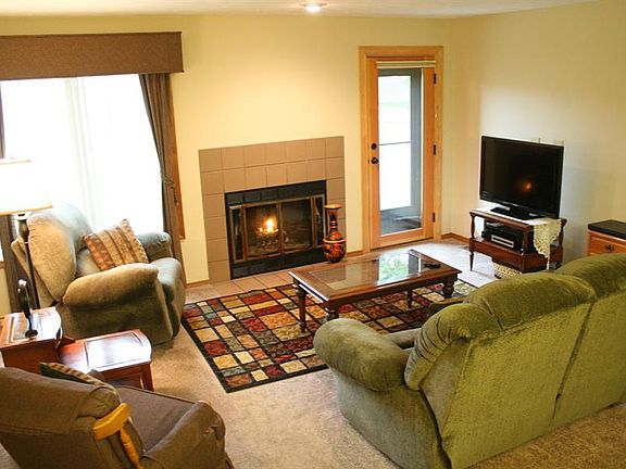 2nd image of 3710 S Alder Cir