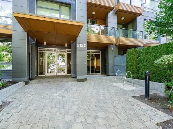 9150 University High St #401, Burnaby, BC V5A 0C5