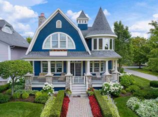 733 Sunset Way, Petoskey, MI 49770