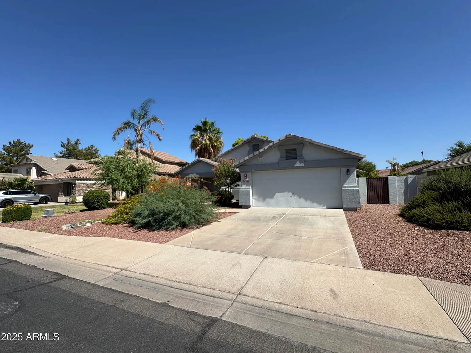 4 bed, 2.0 bath, 1785 sqft, $2,695 — Photo 2