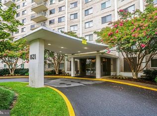 1121 University Blvd W APT 702-B, Silver Spring, MD 20902