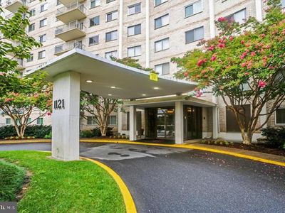 1121 University Blvd W APT 702-B, Silver Spring, MD, 20902