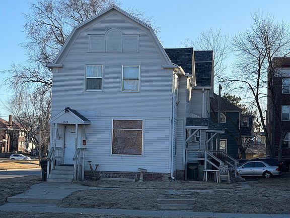 4th image of 1722 Nebraska St