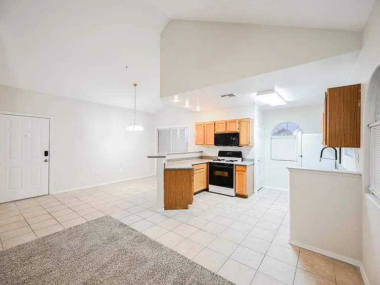 2925 Wigwam Pkwy #124 — Photo 11
