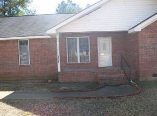 208 Starling Goodson Rd, Hopkins, SC 29061