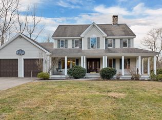 15 County Farm Cross Rd, Dover, NH 03820