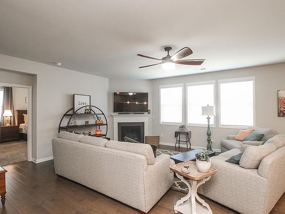 3rd image of 6208 Birchtree Dr #A