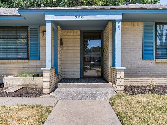 4th image of 925 Carney Dr