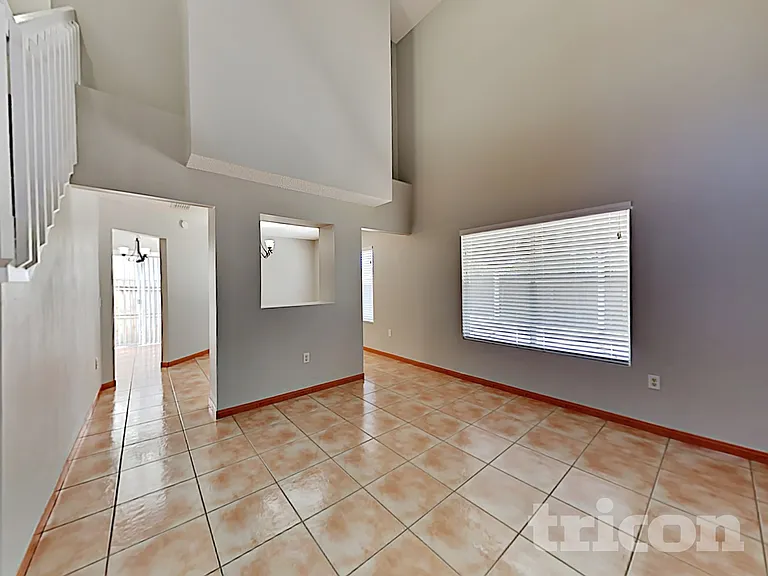10418 Glassborough Dr — Photo 2