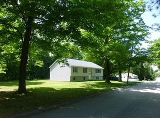 50 Coolidge St, Auburn, MA 01501