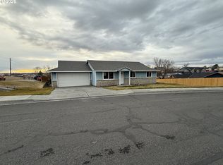 70 NE Alora Dr, Hermiston, OR 97838