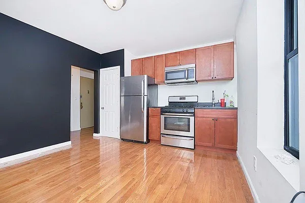 Rented by Ledvech Group | media 1