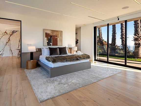 3rd image of 2501 Carob Dr #Id1042976p