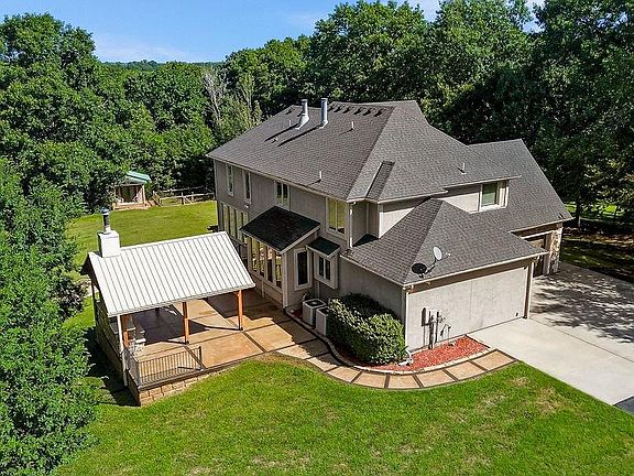 4th image of 22119 171st St